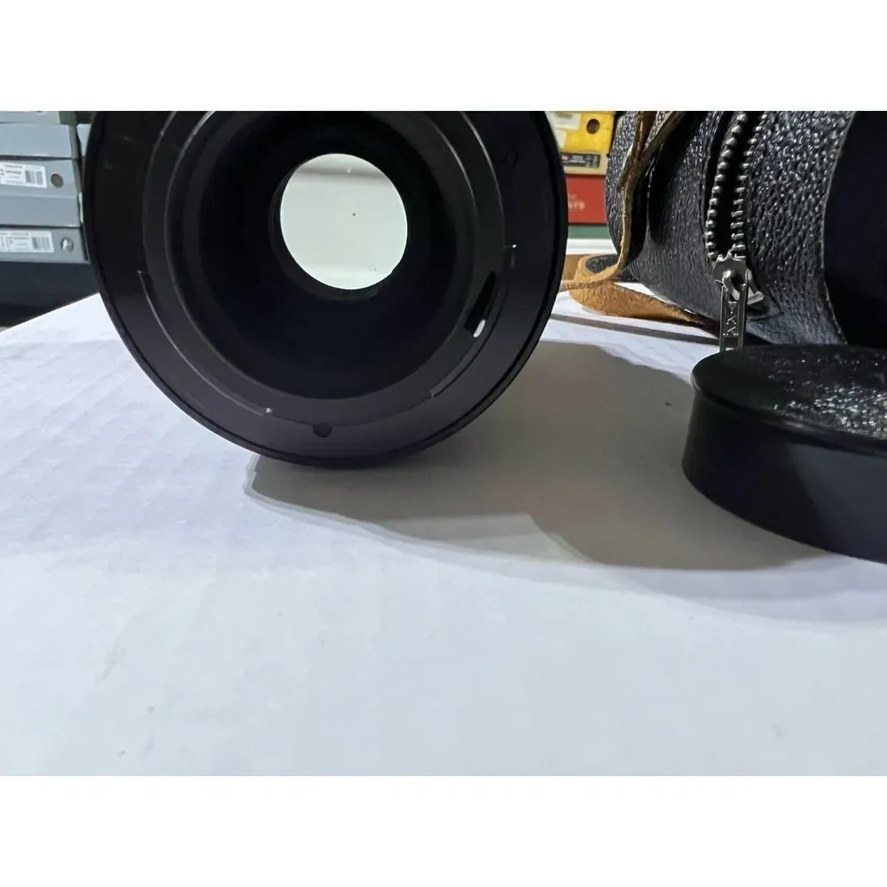 Auto TELE -LENTAR 1:3.5 F=135 MM NO.H651786 Case included